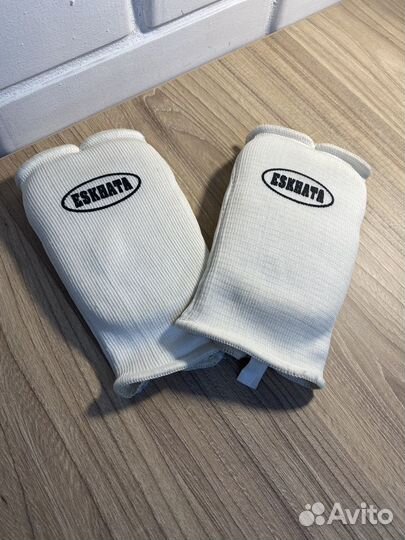 Перчатки для карате