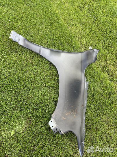 Dodge Ram 1500 крыло переднее левое