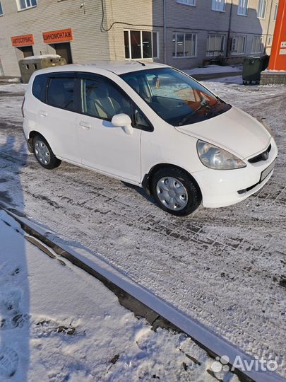 Honda Fit 1.3 CVT, 2001, 350 000 км
