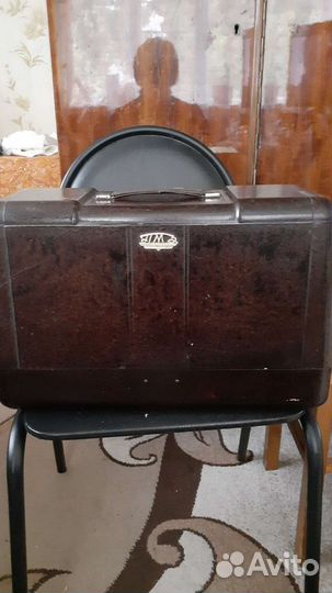 Швейная машина