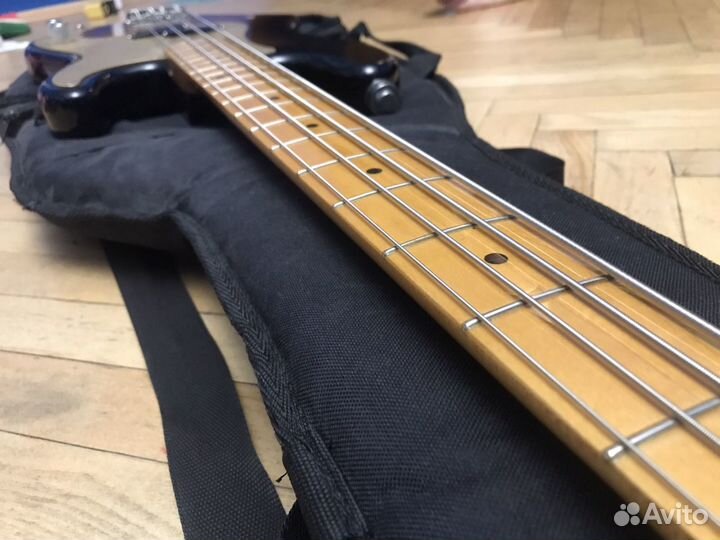 Бас гитара Fender Precision Classic 50 series