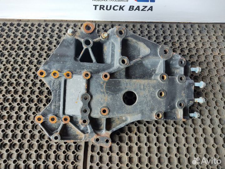 Кронштейн рессоры передней левый