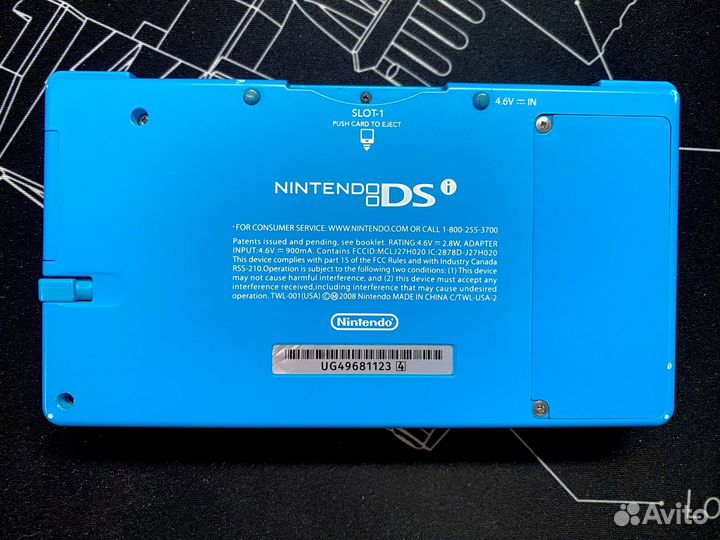 Nintendo DSi синяя в отличном состоянии