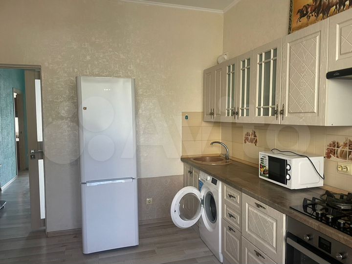 2-к. квартира, 50 м², 3/3 эт.