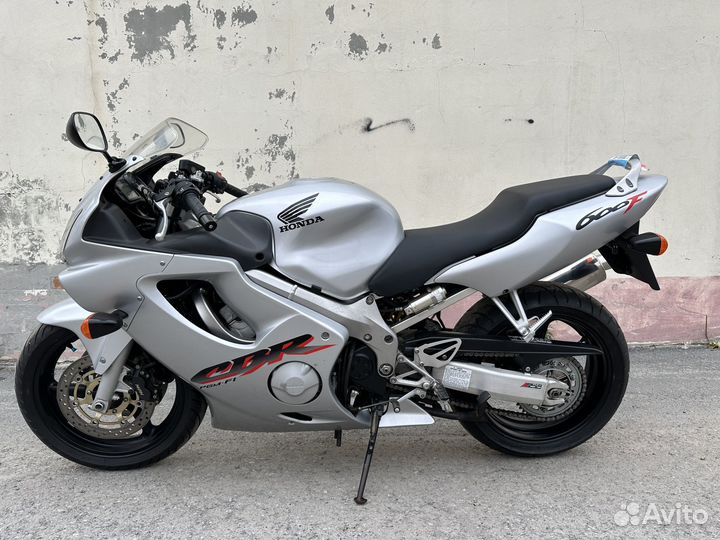 Honda CBR 600 F4i без пробега по РФ