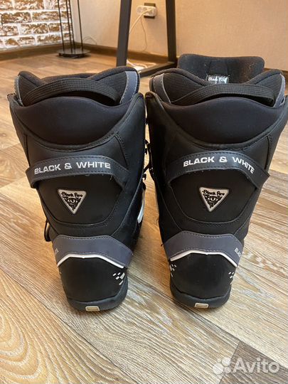 Сноубордические ботинки 42