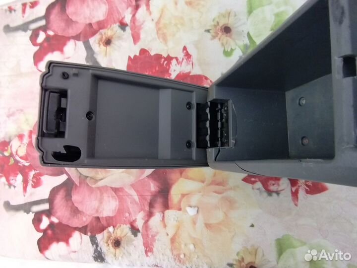 Подлокотник Mazda BT-50 I рестайлинг