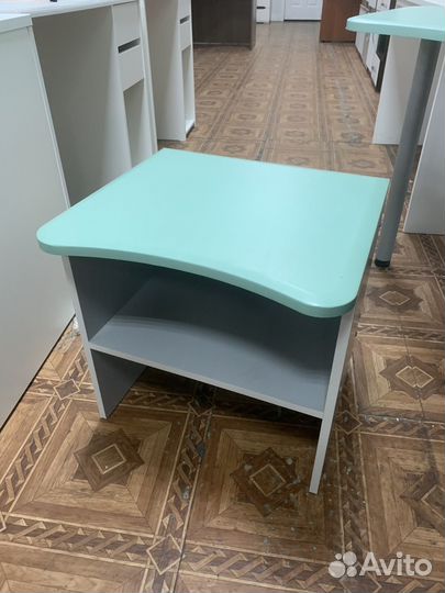 Стол компьютерный с тумбой б/у