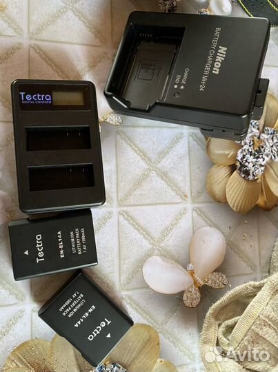 Фoтoaппapaт nikon D3400 с штатным объективoм 18-55