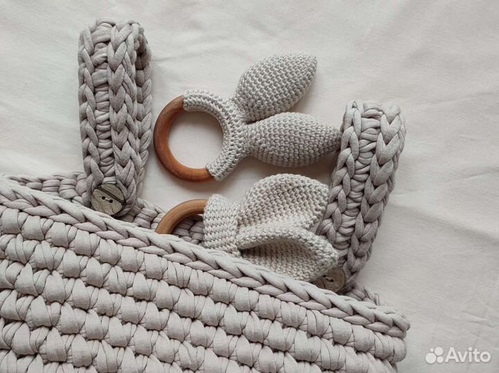 Органайзер на кроватку