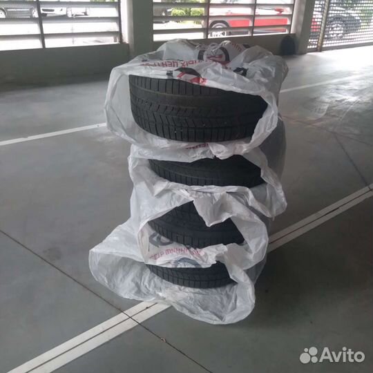 Pirelli Scorpion Ice&Snow 295/40 R20