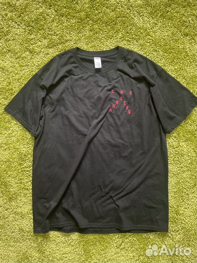 Yeezy футболка