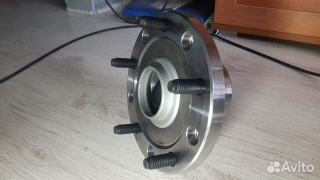 Новый подшипник со ступицей. Транзит