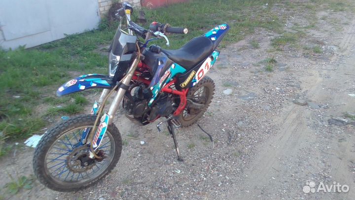 Продам питбайк