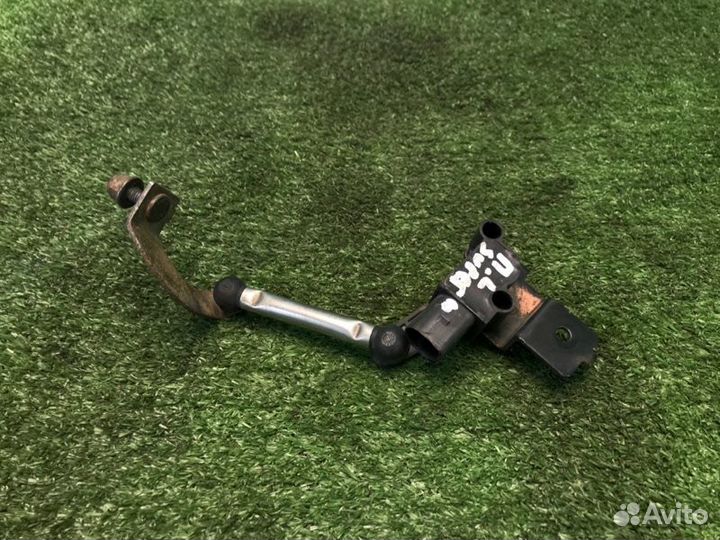 Датчик положения кузова передний левый Skoda