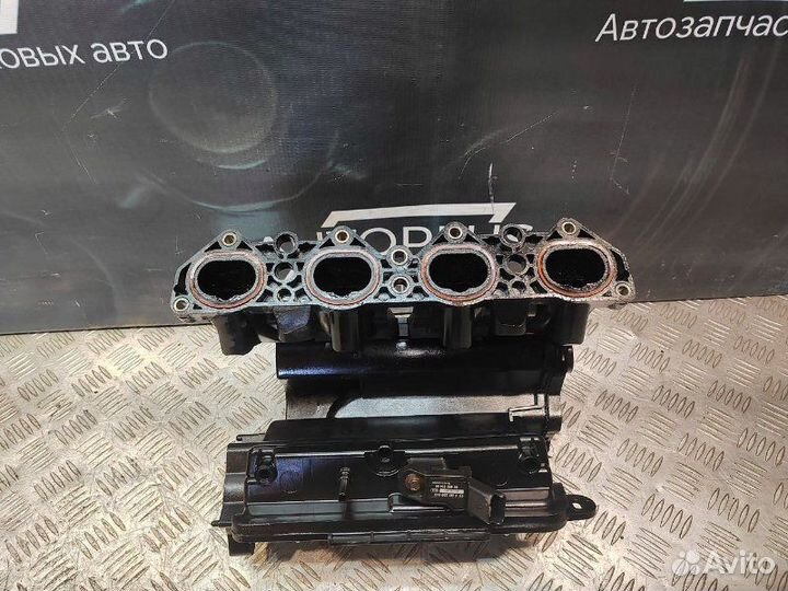 Впускной коллектор Peugeot 307 хэтчбек 1.6 NFU