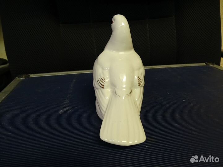 Голубь фарфоровая статуэтка гжель СССР