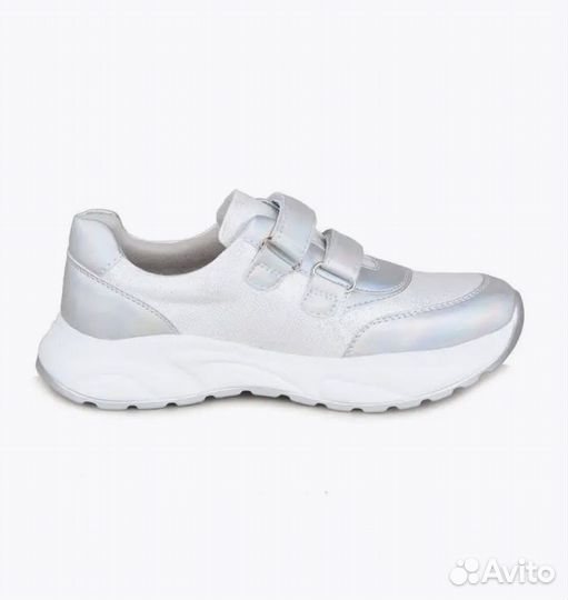 Кроссовки для девочки