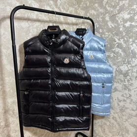 Жилетки Moncler