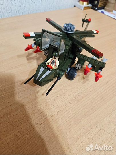 Lego вертолет