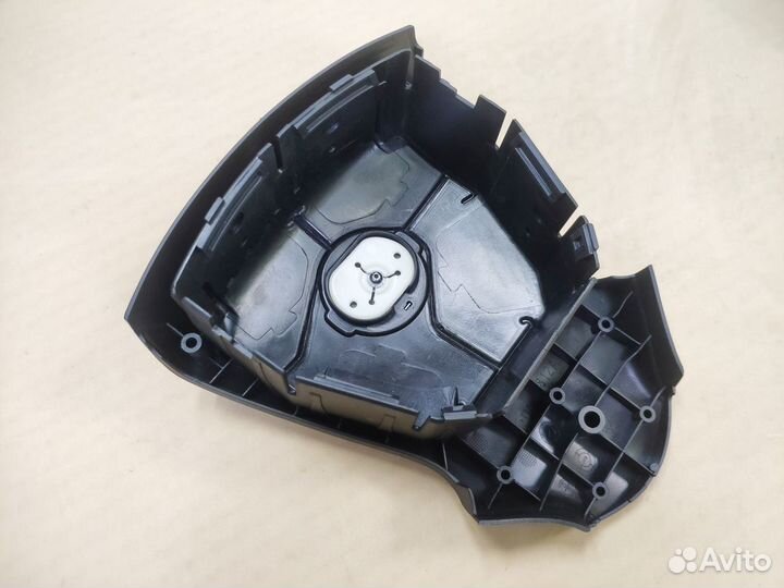 Заглушка руля Nissan Serena