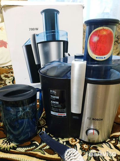 Соковыжималка Bosch Cncj03