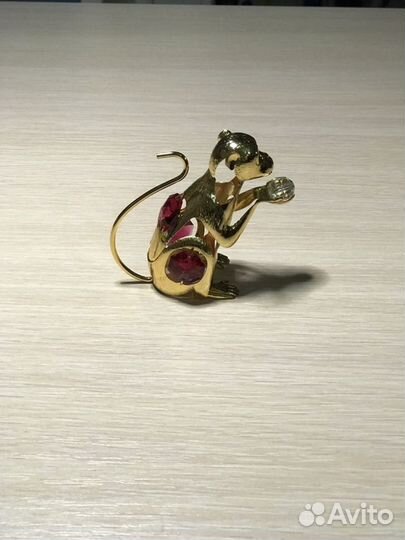 Фигурка Swarovski Обезьяна позолоченная