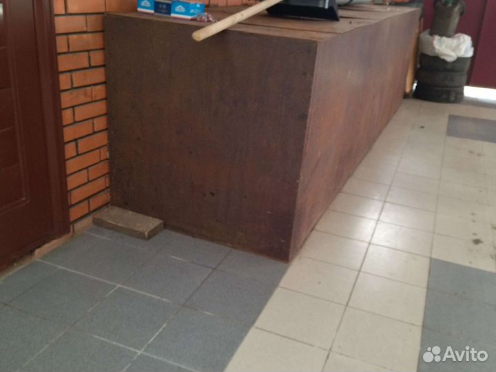 Ящик железный для зерна