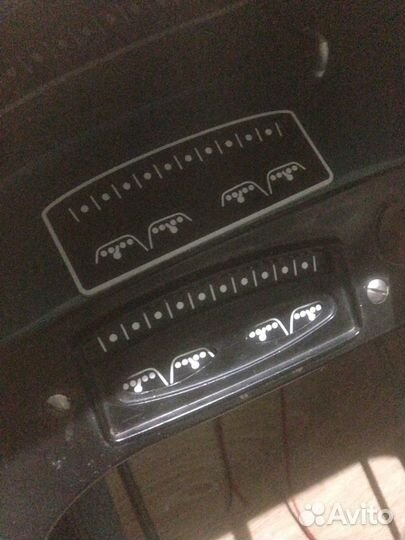 Приборная панель и номерной знак(Педальный москвич