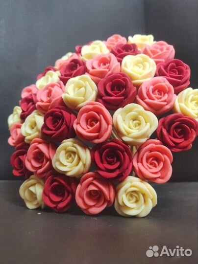 Розы из Белого Шоколада - 37 шт в Букете