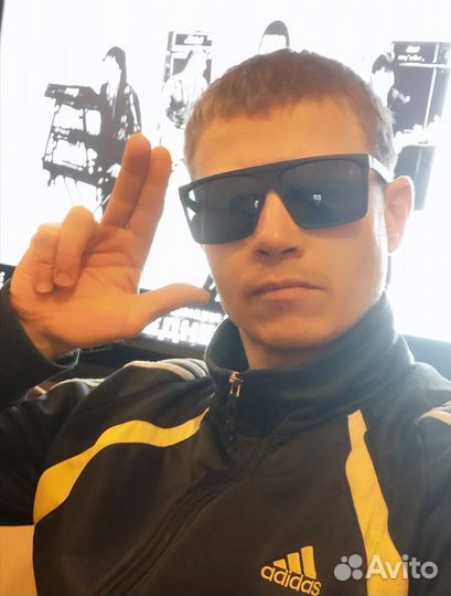Токарь (универсал) Наладчик (слесарь)
