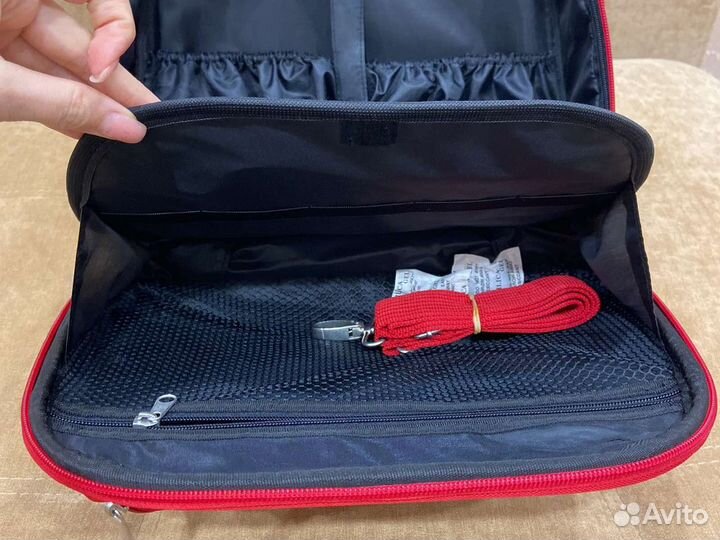 Бьюти кейс для косметики Oriflame