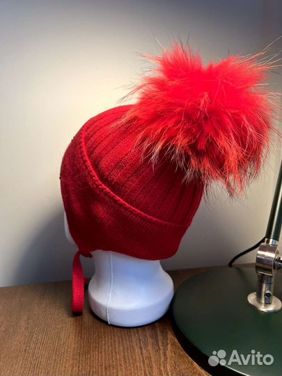 Шапка для девочки новая