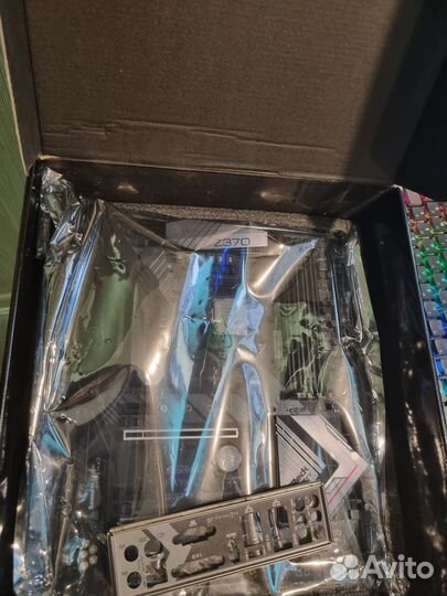 I5 8600k + Asrock Fatal1ty Z370 Gaming K6