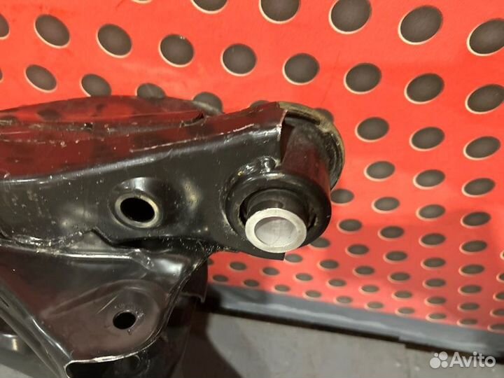 Балка подвески задняя Lexus Es axzh10 XA25A-E92C