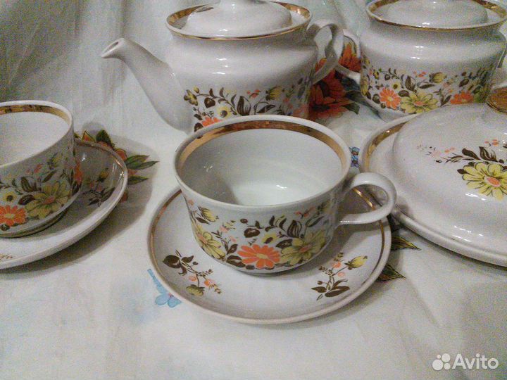 Сервизы разные. СССР. В упаковке