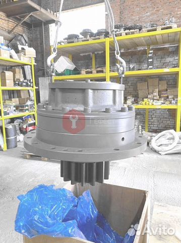 Поворотный редуктор Volvo 14541064