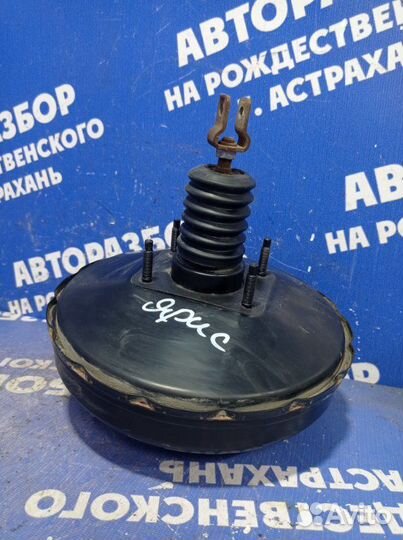 Тормозной вакуум Toyota Yaris хэтчбек 2010