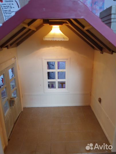 Домик со светом Sylvanian Families семья Сильвании