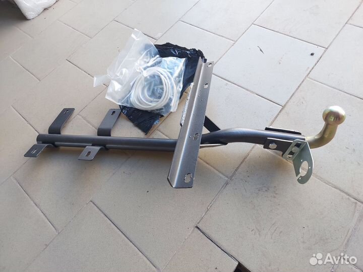 Фаркоп на Ваз 2115