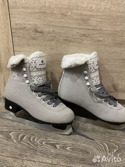 Коньки для девочки