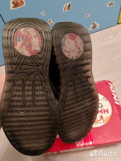 Кроссовки детские