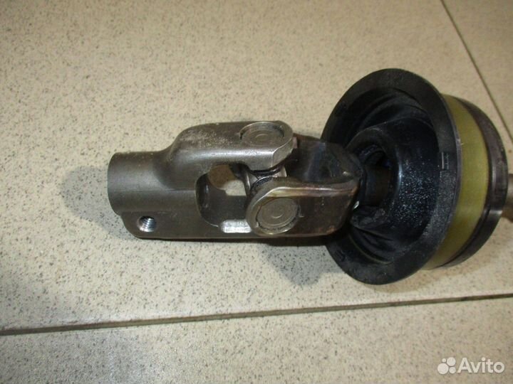 Кардан рулевой Toyota Camry 70
