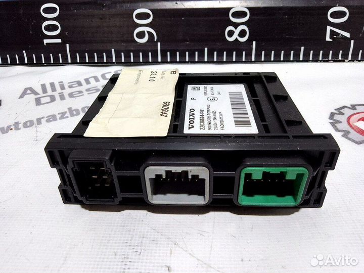 Блок управления дверью Volvo, 22038894 код 17907