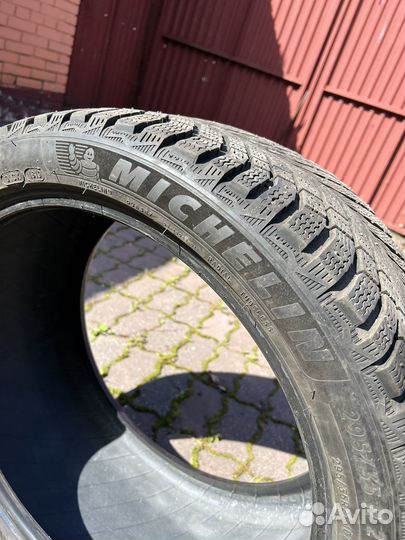 Michelin X-Ice North 4 SUV 295/35 R21