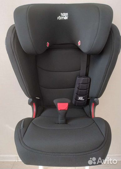 Автокресло Britax Romer Kidfix III S cosmos новые