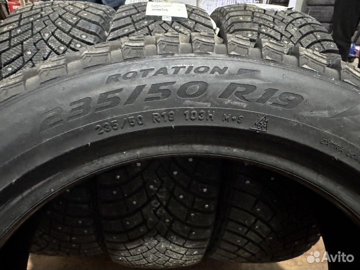 Pirelli Scorpion Ice Zero 2 235/50 R19 103H
