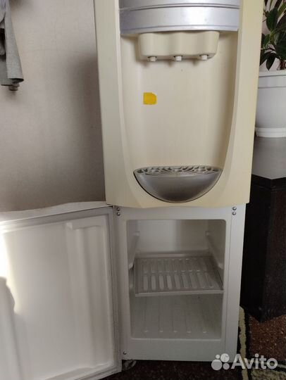Кулер для воды