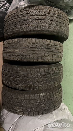 Yokohama Ice Guard IG50+ 215/60 R16