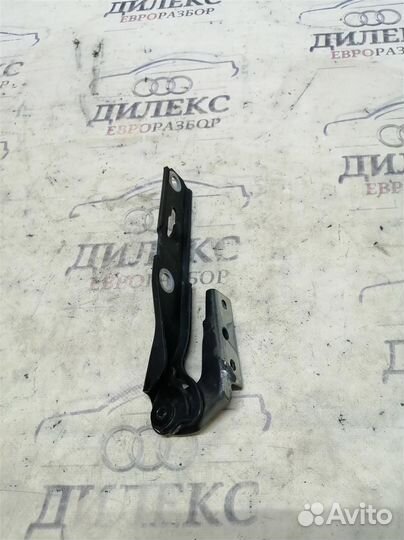 Петля капота левая Audi A4 (B7) 2004-2009